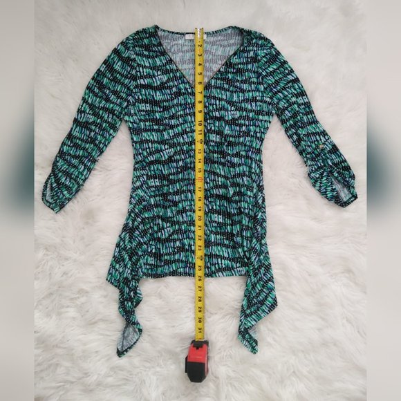 CHAUS NEW YORK

Quarter Zip Sharkbite Top - Picture 3 of 6